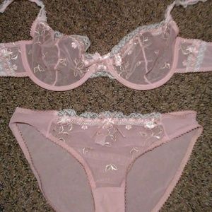 Bra and Panty Set